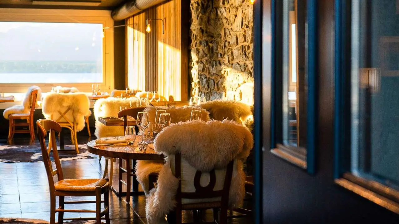 The LeFloris dining room in Anières, near Geneva